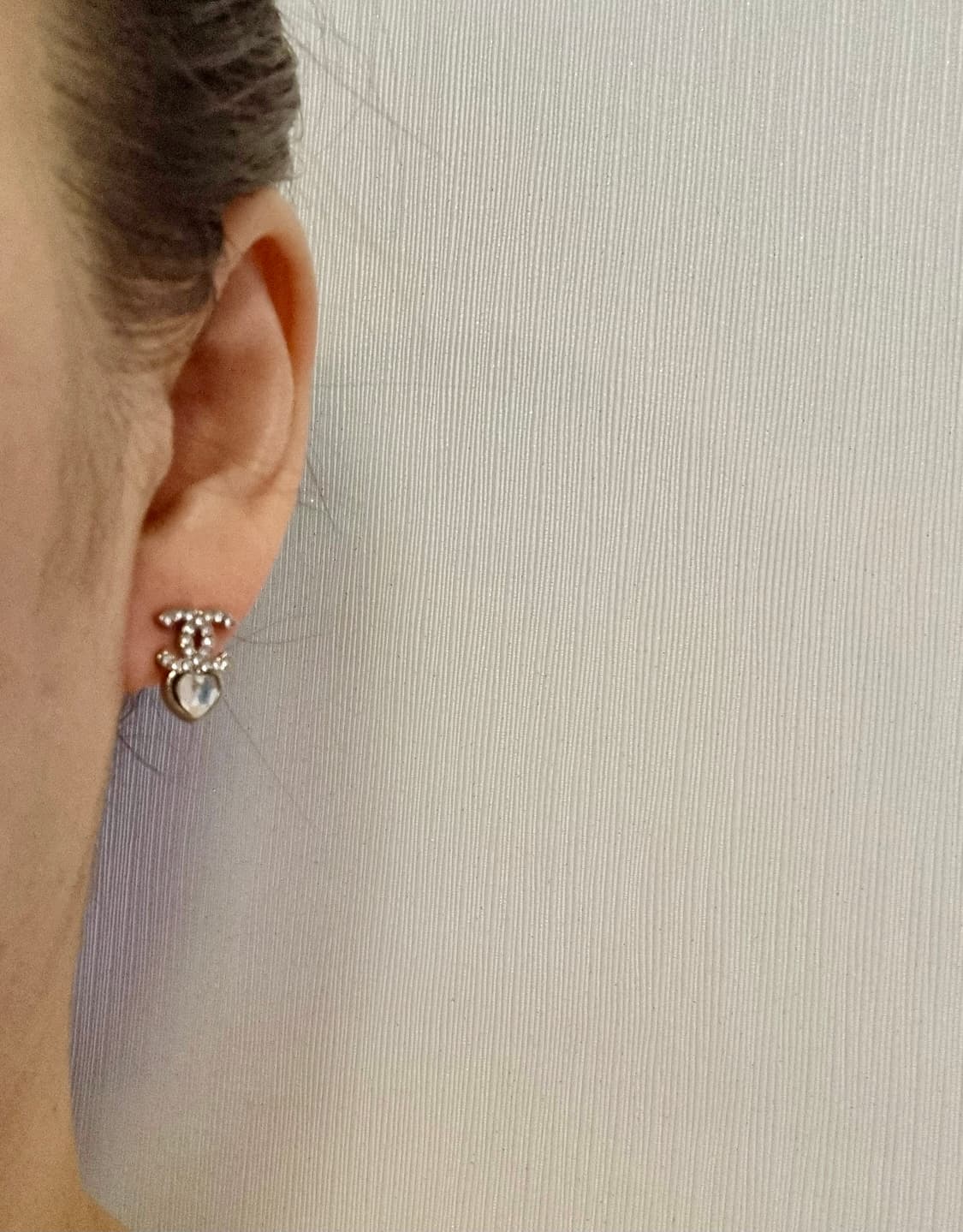 샤넬 CC 언발 크리스탈하트 귀걸이 샴페인골드 업사이클링 상품이미지7