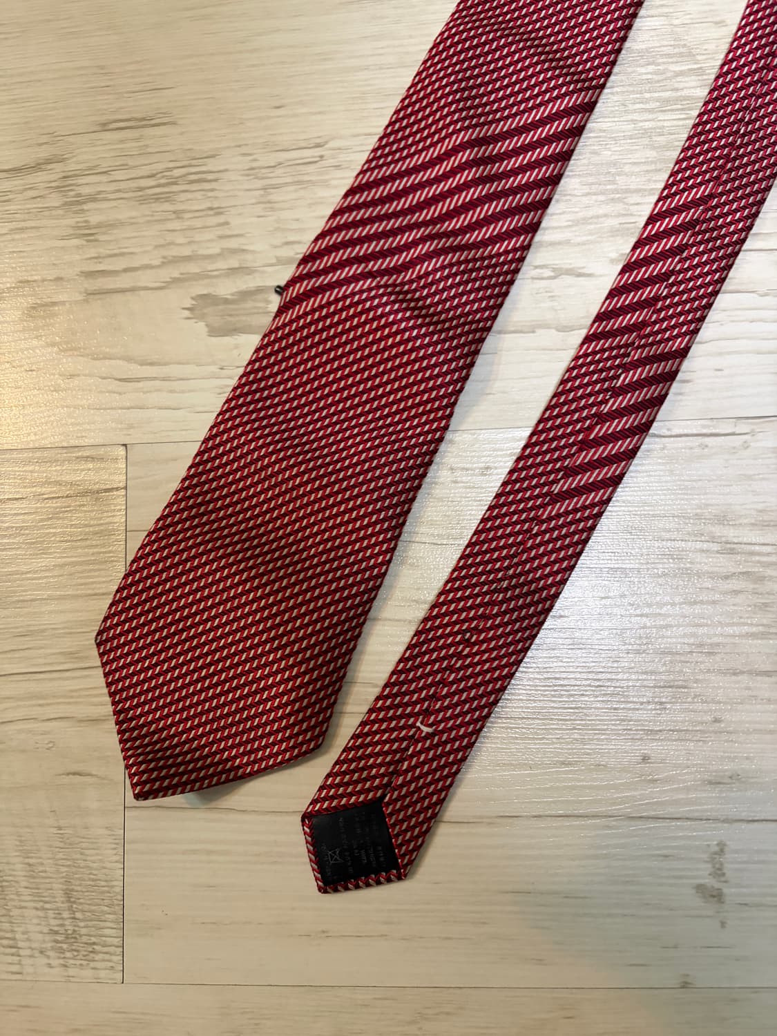[os] 지방시 Givenchy 레드 패턴 넥타이 상품이미지1