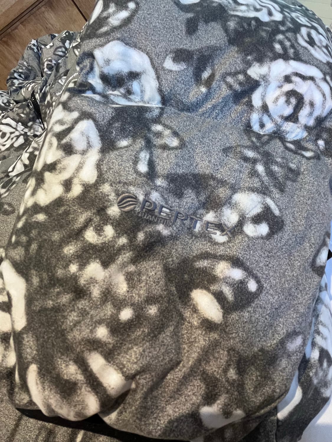 디네뎃 패딩(정품) 상품이미지4