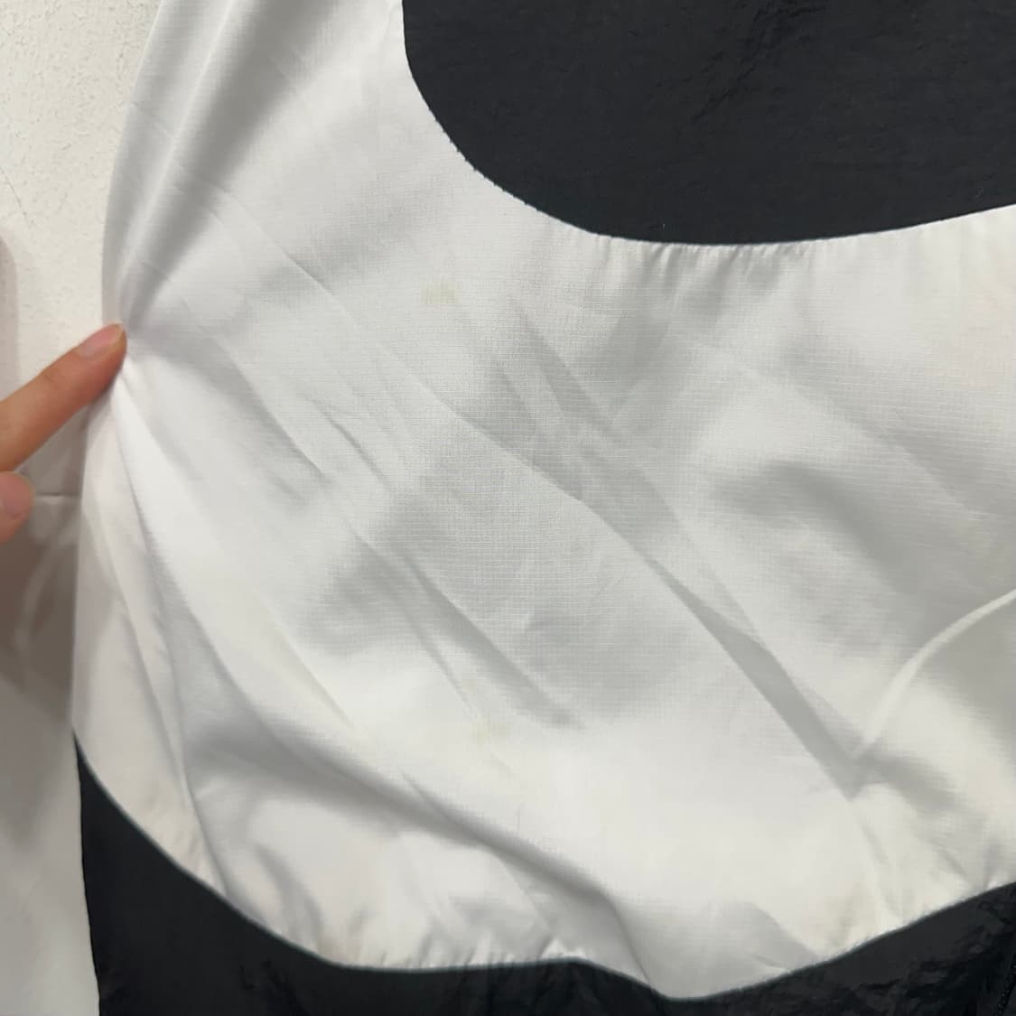 나이키 빅 스우시로고 바람막이 상품이미지5