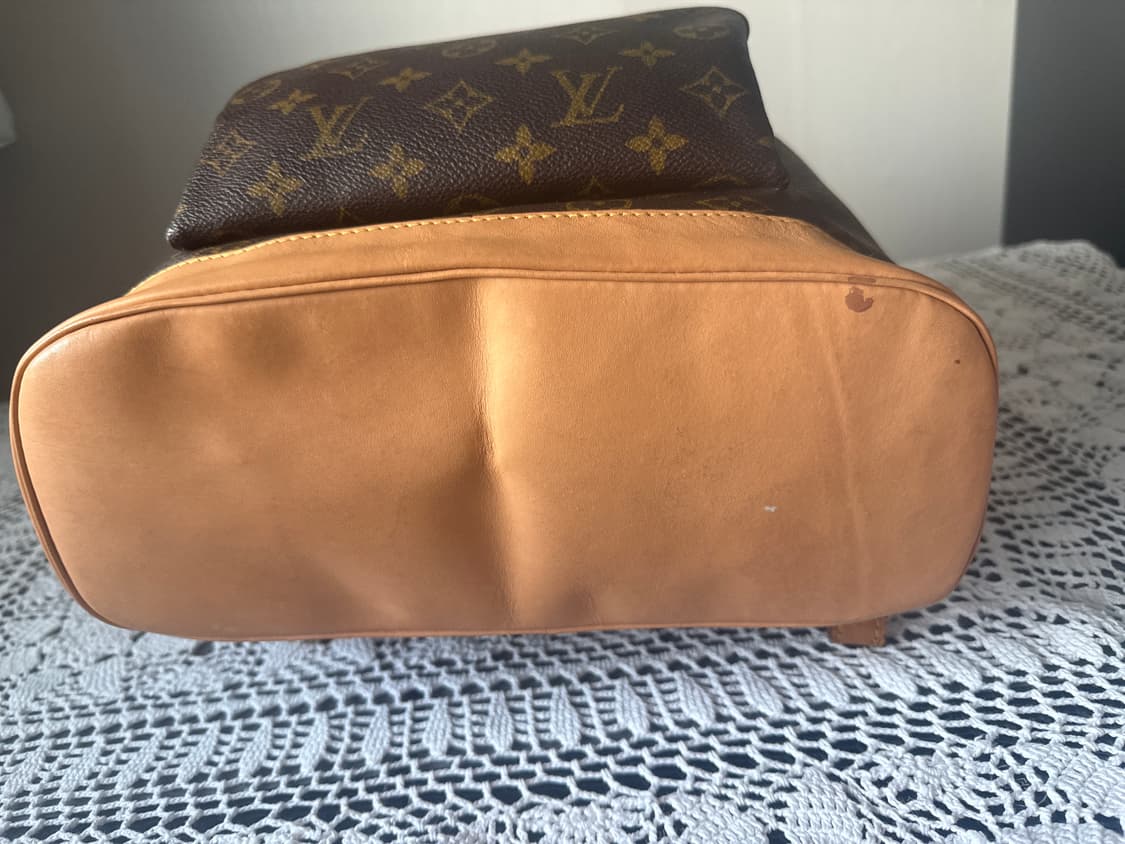 루이비통몽수리백팩 상품이미지2