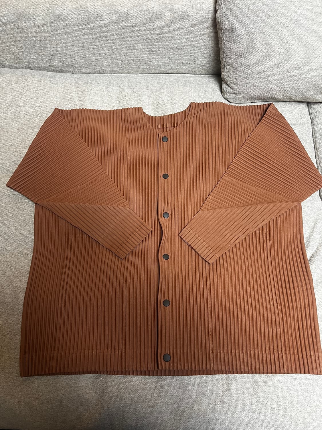 옴므플리세 가디건 상품이미지1