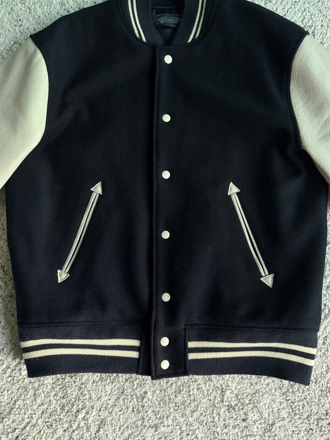 새 상품) 아웃스탠딩 바시티 자켓 상품이미지2