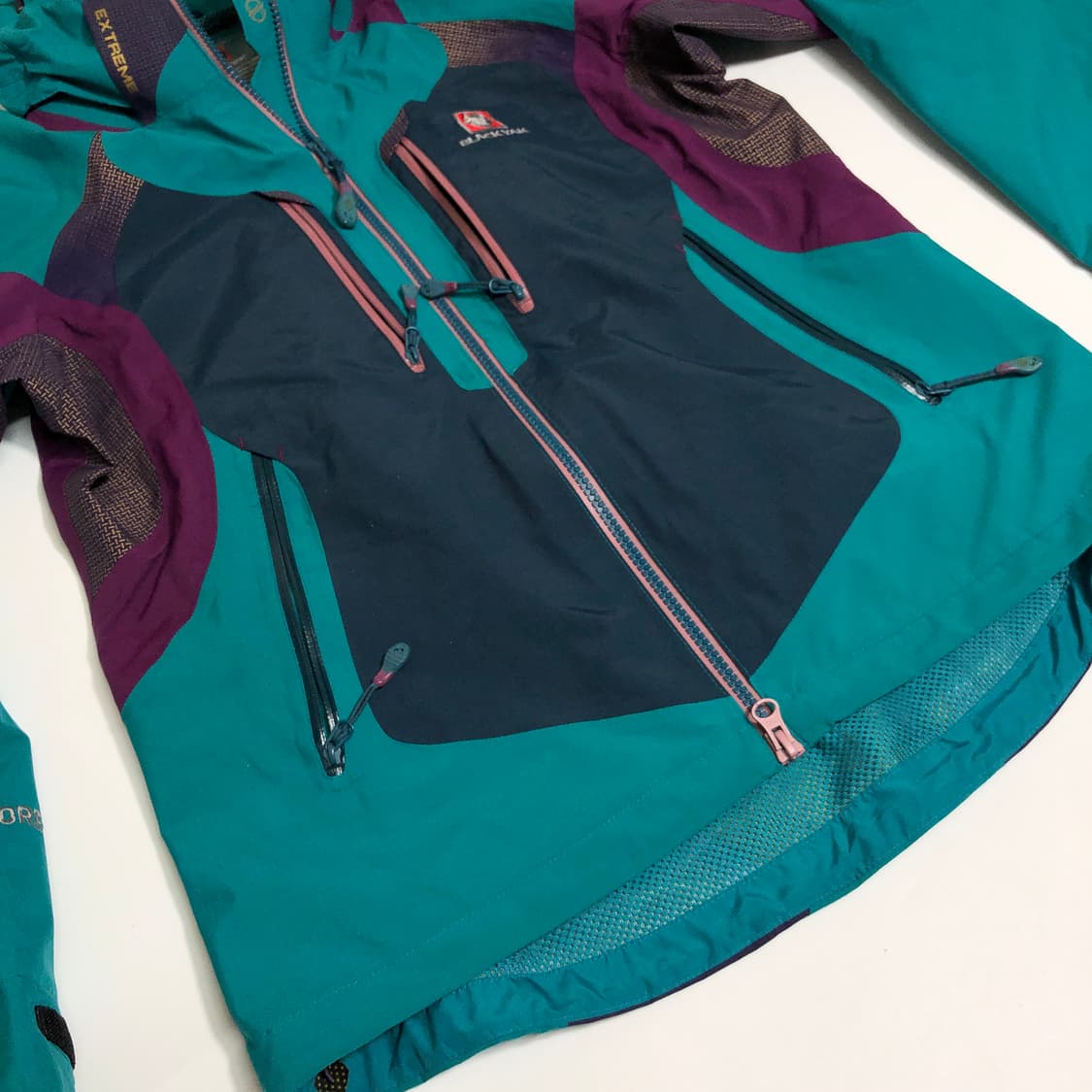 블랙야크 고어텍스 바람막이 m 상품이미지5