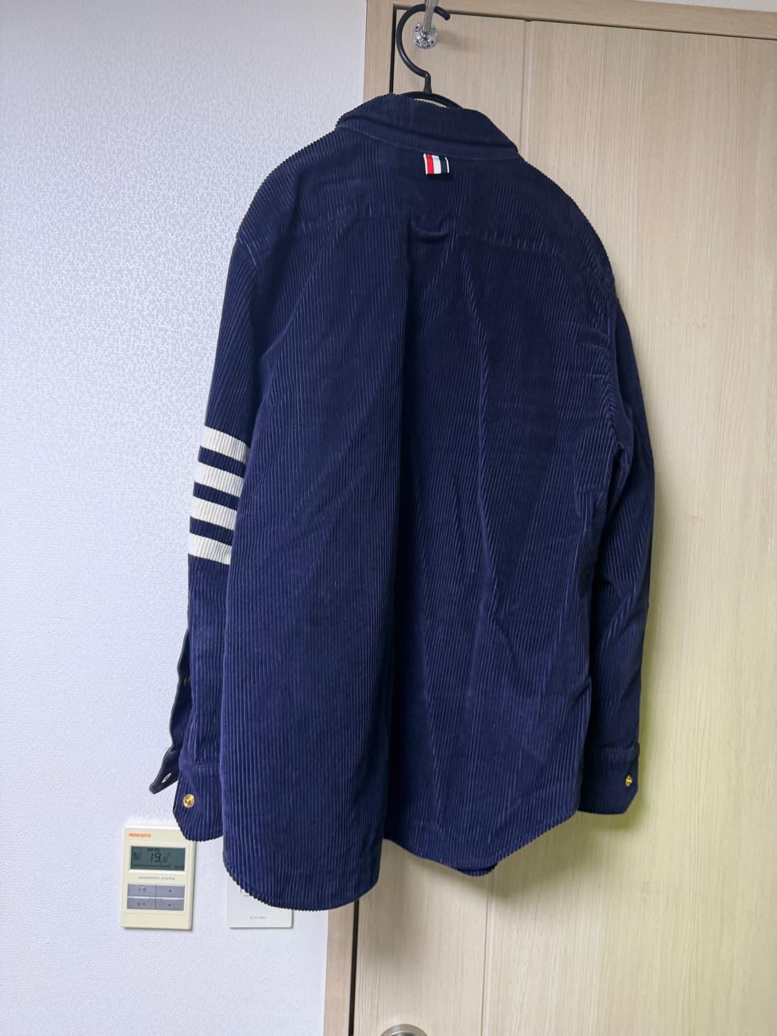 [1] 톰브라운 코듀로이 오버셔츠 상품이미지8