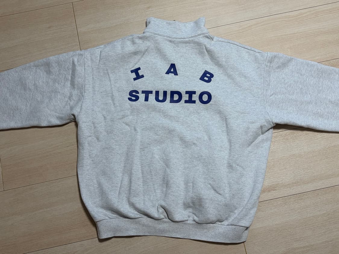 IAB Studio 하프집업 라이트그레이 L 상품이미지2