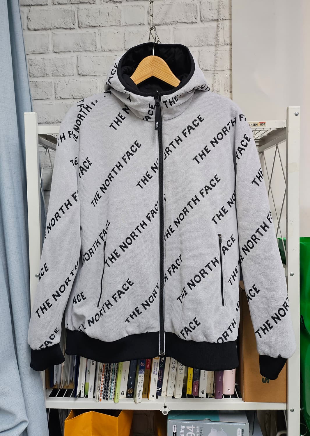 노스페이스 남성패딩100 경량패딩 리버시블 양면 히트라인자켓 XD47 상품이미지1