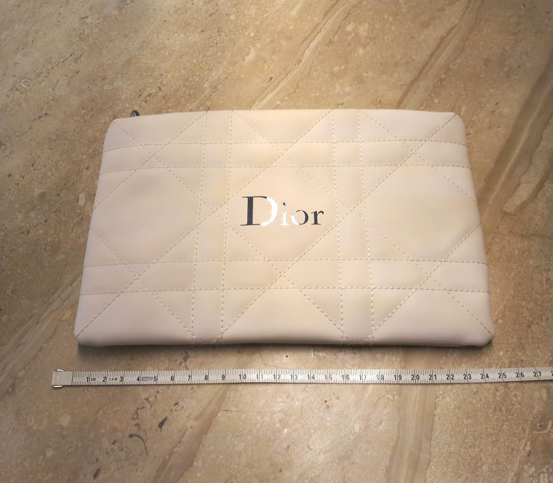 디올 Dior 베이비핑크 퀼팅 파우치 (새제품) 상품이미지2