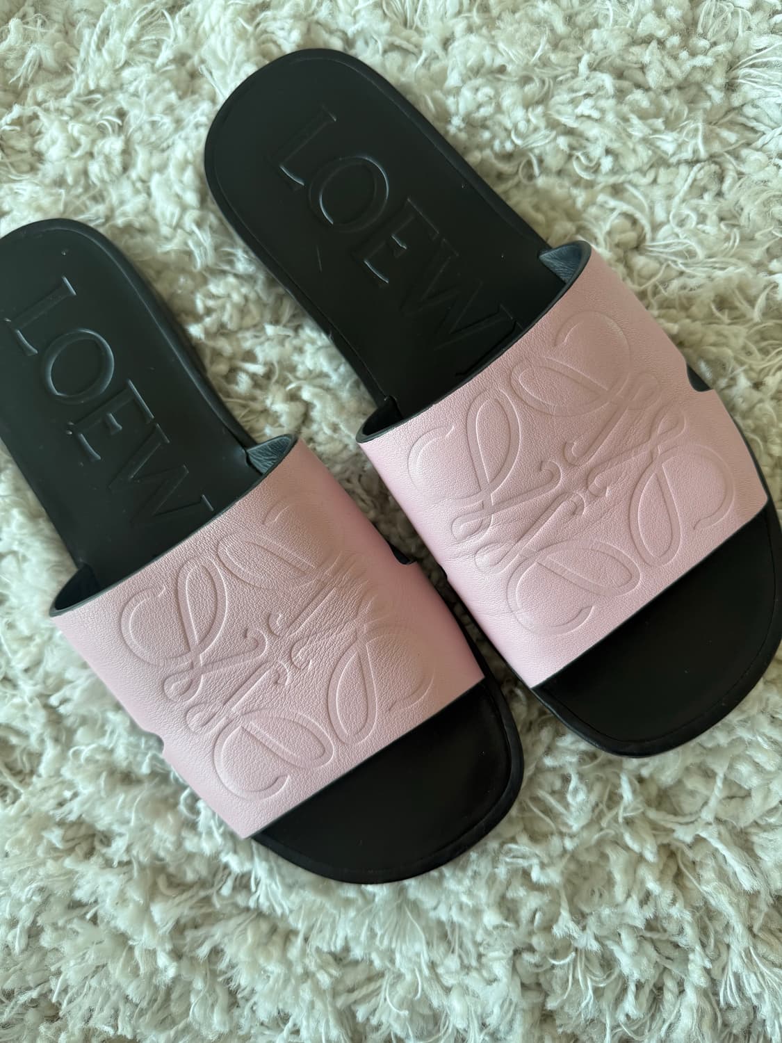 로에베 가죽 슬리퍼 상품이미지4