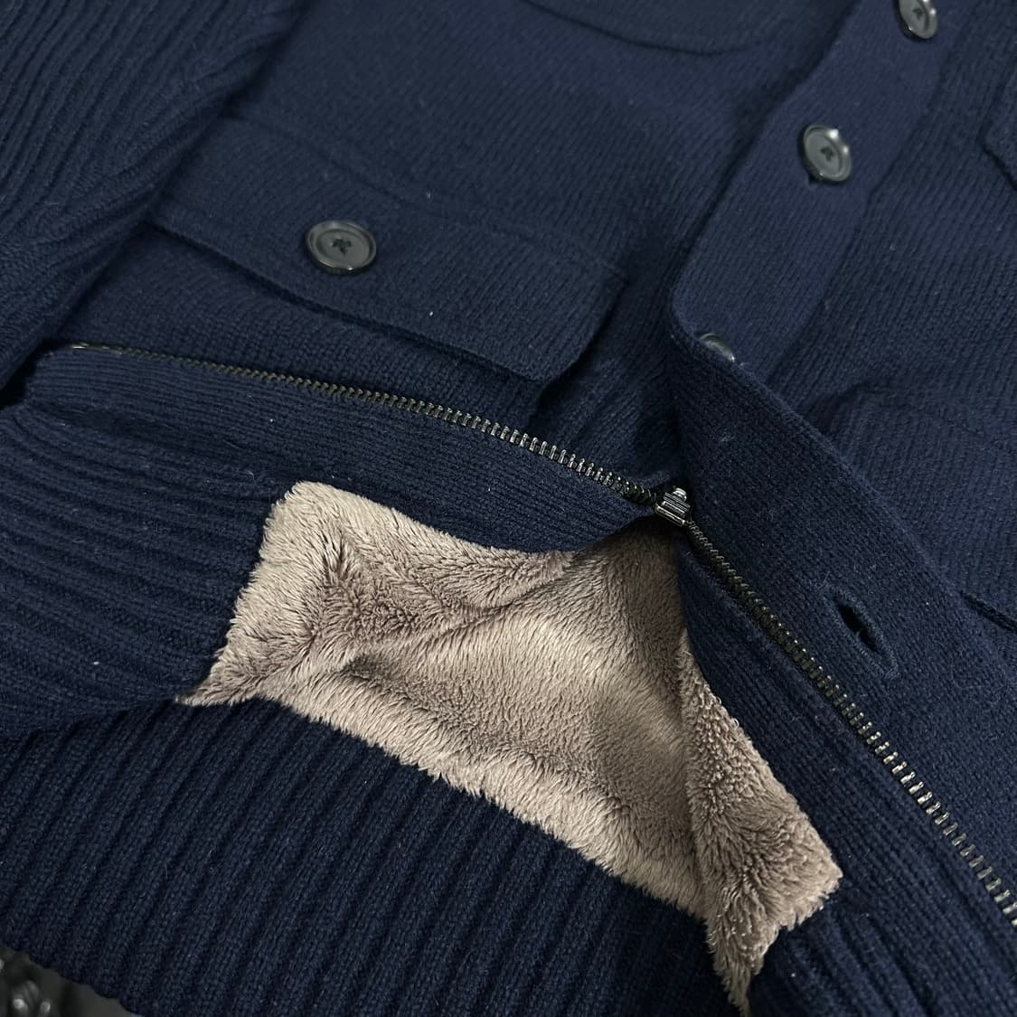 S 타미힐피거 다크네이비 보아털 니트집업 상품이미지3