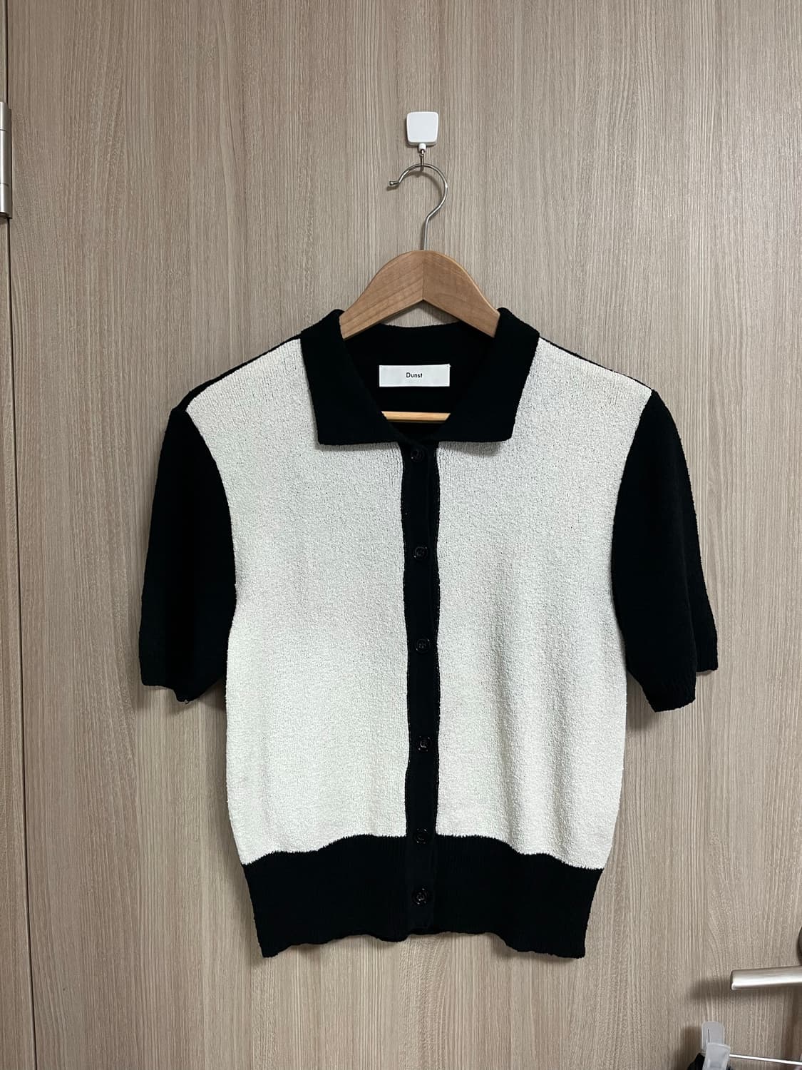 던스트 우먼 open collar summer boucle knit 니트 상품이미지1