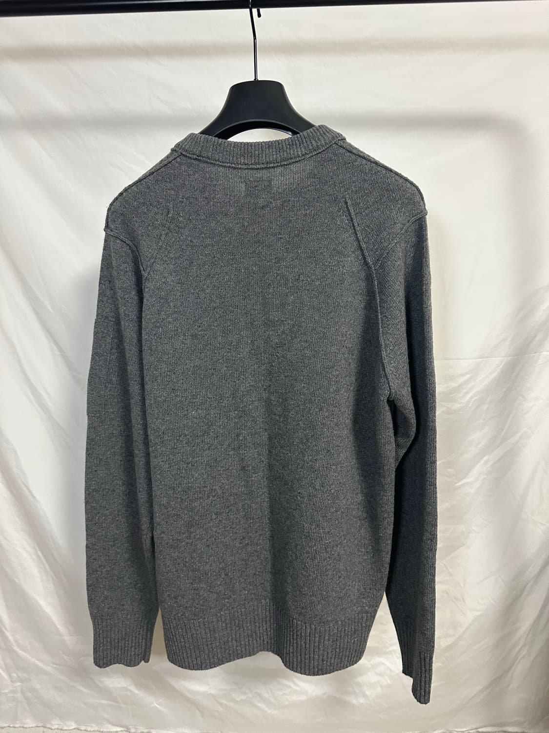 CP컴퍼니 렌즈와펜 그레이 니트 (52/105) 상품이미지2