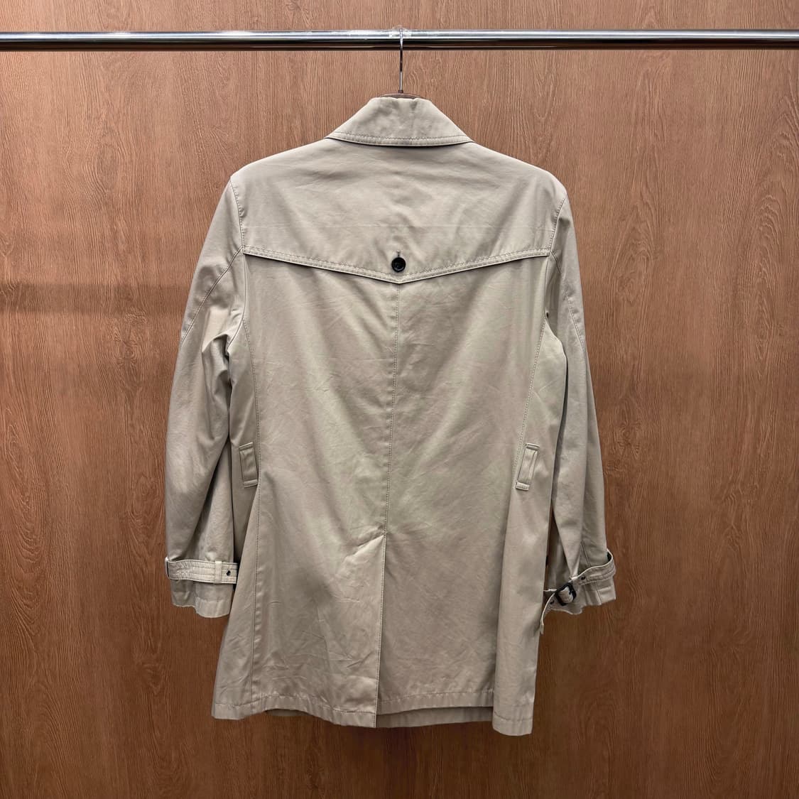 버버리 블랙 라벨 트렌치 코트 더블 브레스티드 디테일 레귤러핏 베이지 상품이미지3