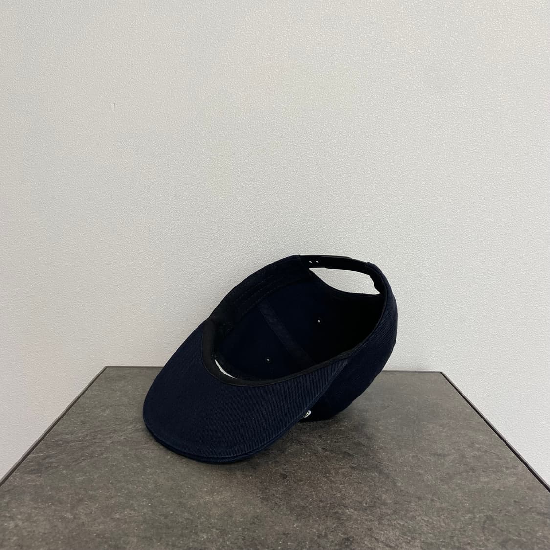 슈프림 곤즈 로고 워시드 블랙 볼캡 모자 6패널 캡 상품이미지6