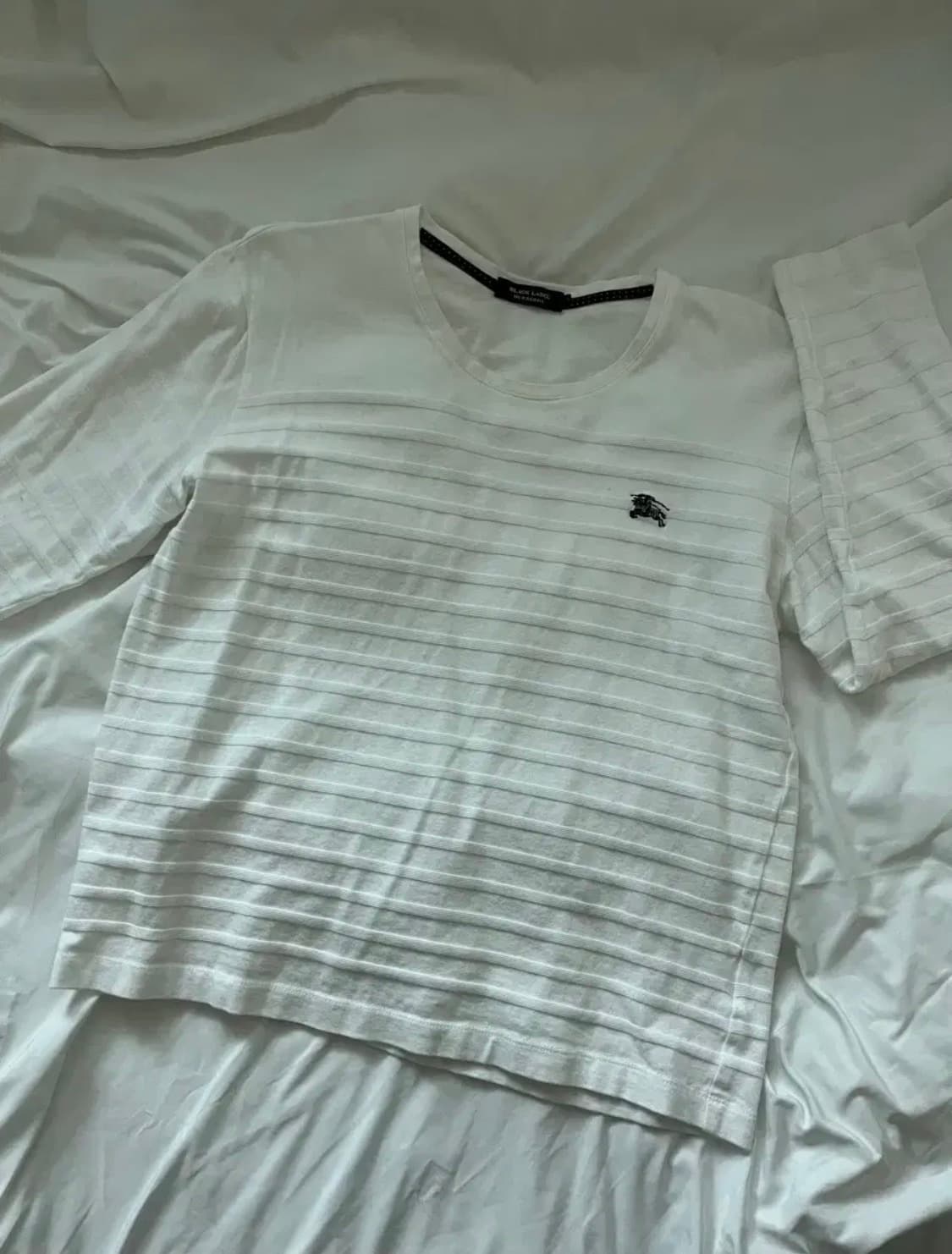 버버리 정품 스트라이프 롱슬리브 상품이미지1