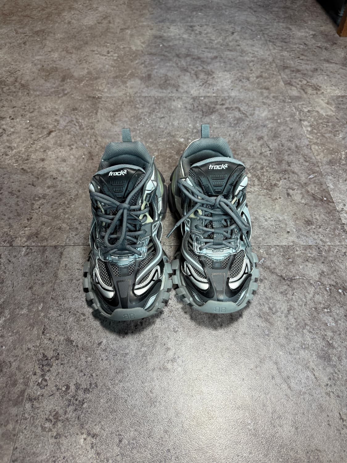 발렌시아가 트랙2 uk6 상품이미지2