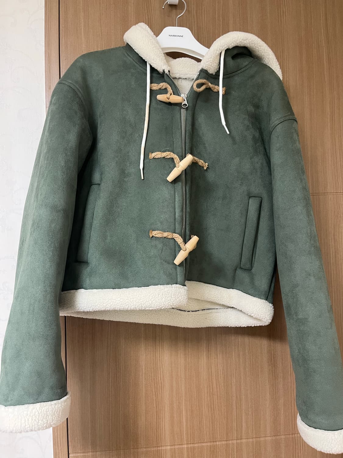 메인부스 Nomad Suede Crop Jumper(KHAKI)한정판매 상품이미지5