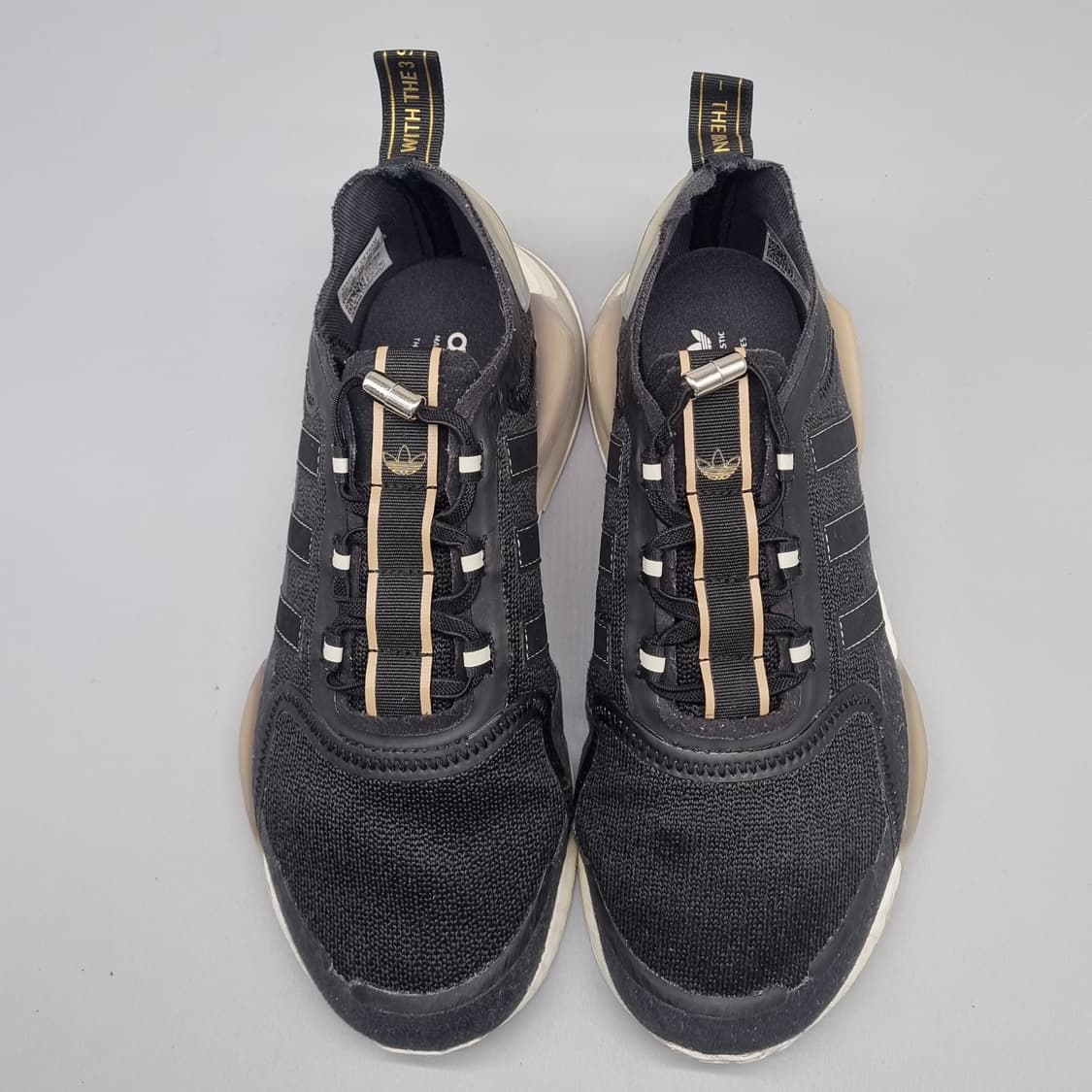 아디다스 NMD V3 여성운동화235 상품이미지2