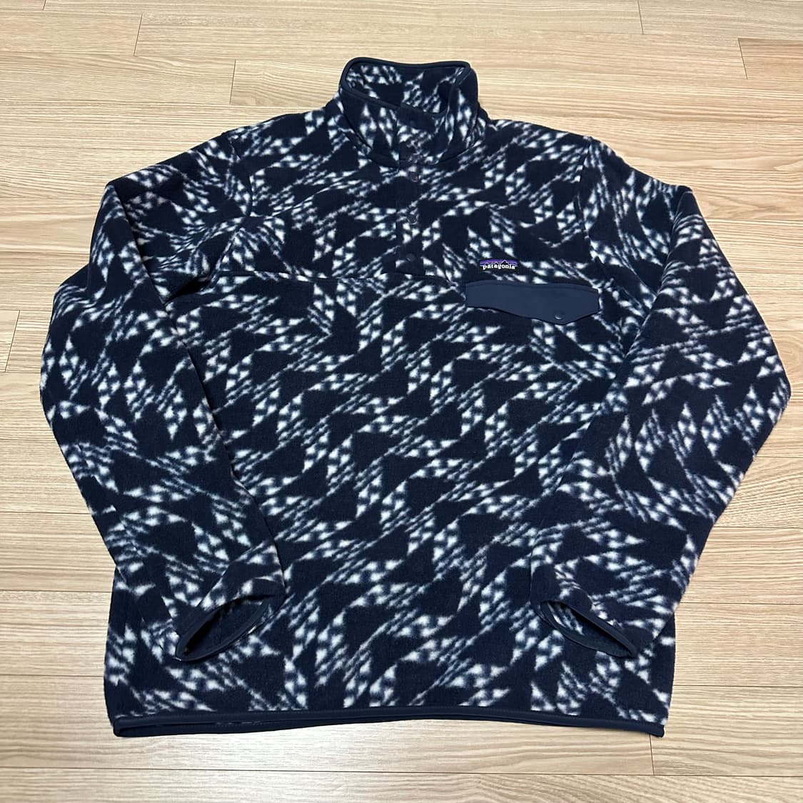 파타고니아 라이트웨이트 신칠라 스냅-T 싱크드 플라이트 뉴 네이비 M 상품이미지1