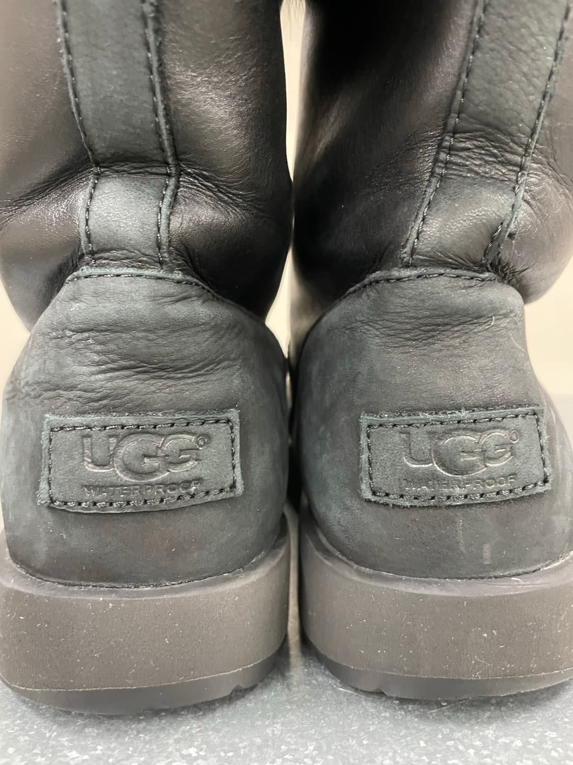 어그 Aya 워터프루프 레더 부츠 240 상품이미지9