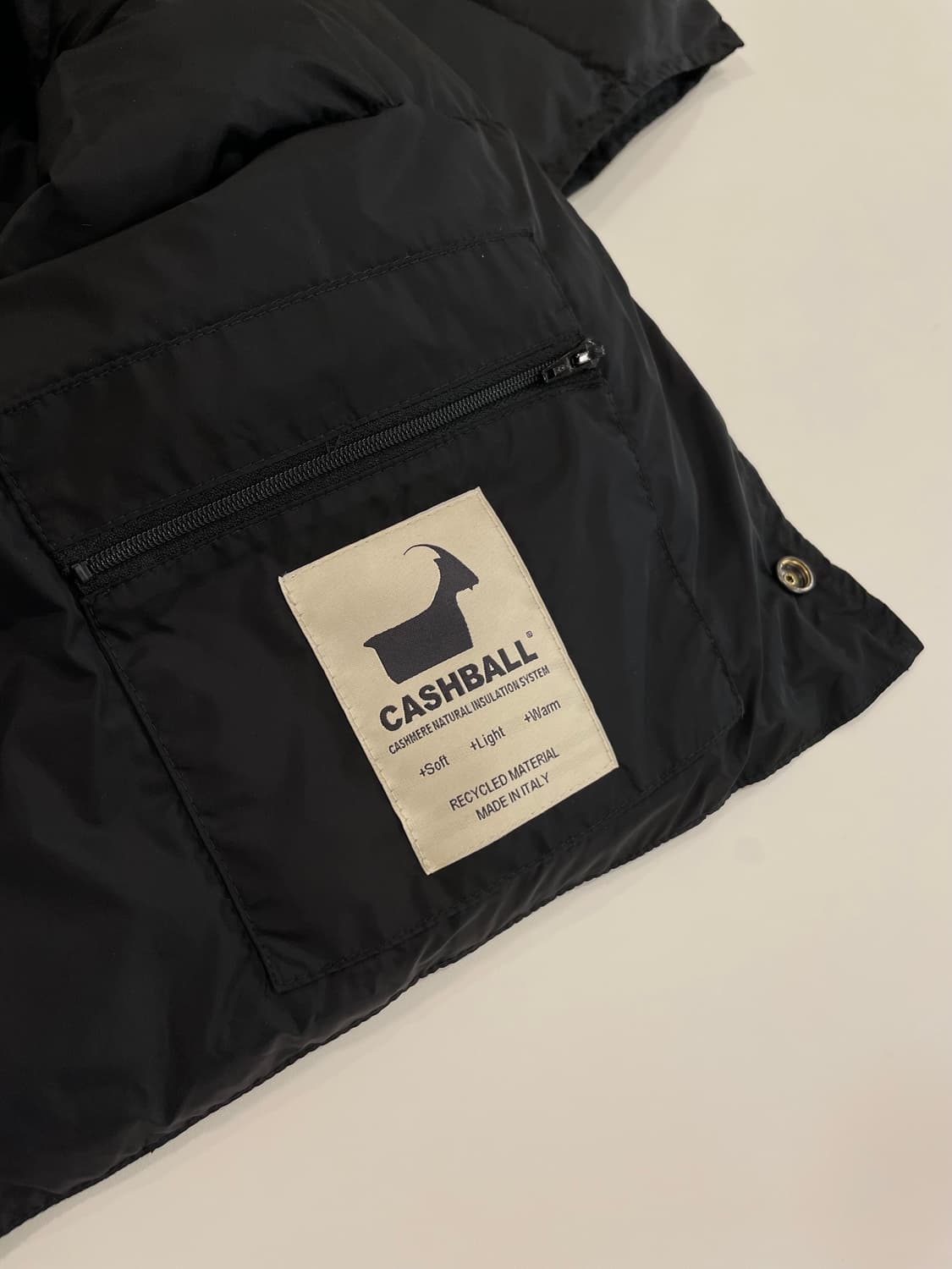 노아 Noah 패딩 베스트 블랙 XL 새상품 판매 상품이미지4