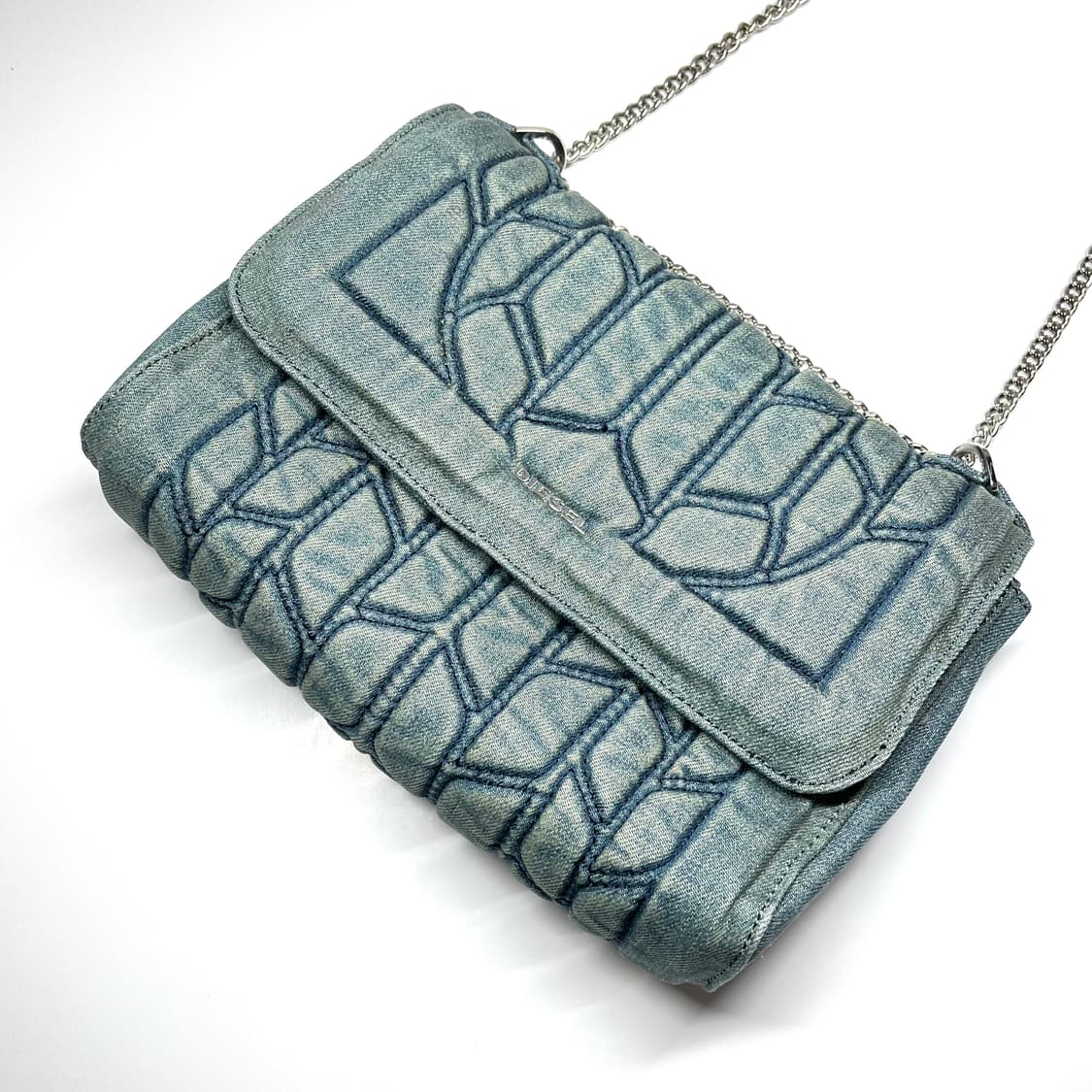 디젤 데님 엠보싱 숄더백 상품이미지1