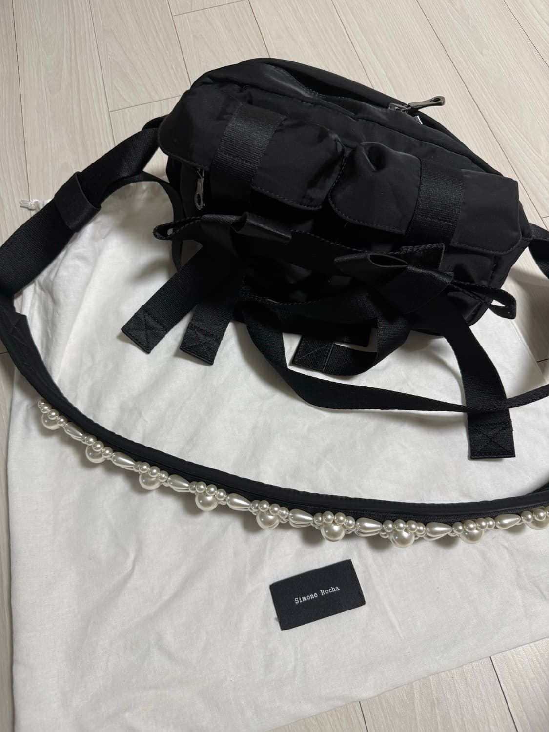 시몬로샤 진주 토트백 상품이미지1