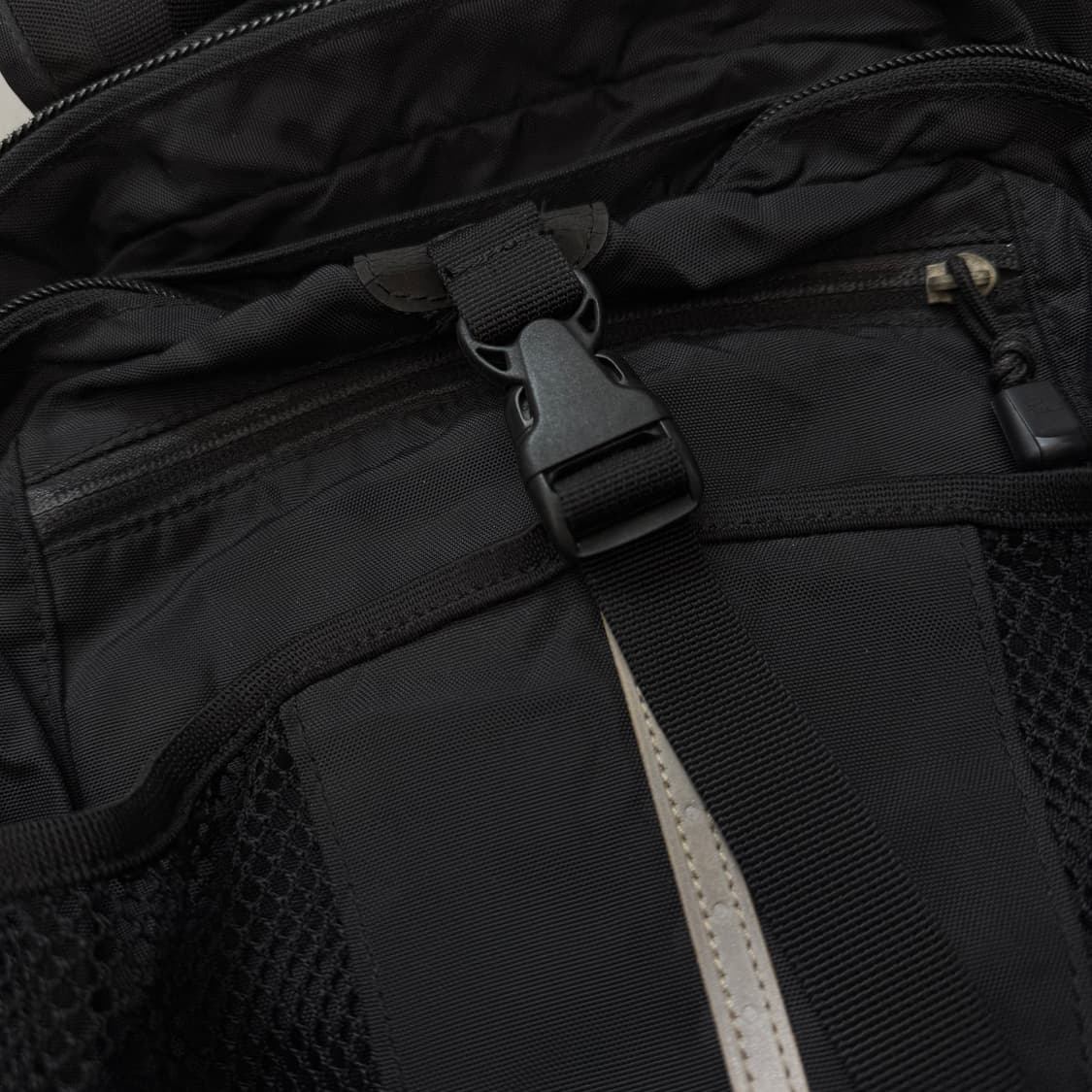 노스페이스 고프코어 레콘 백팩 블랙 상품이미지5