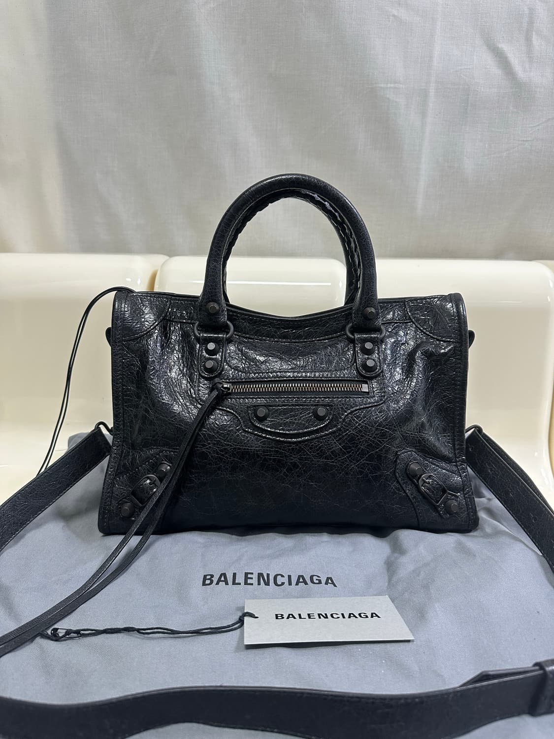 [새상품급 정품] 발렌시아가 르 시티 모터백 스몰 상품이미지8