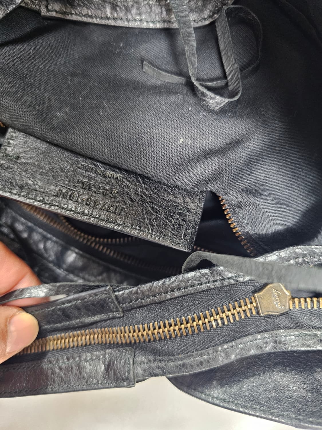 발렌시아가시티모터백미디움 상품이미지7