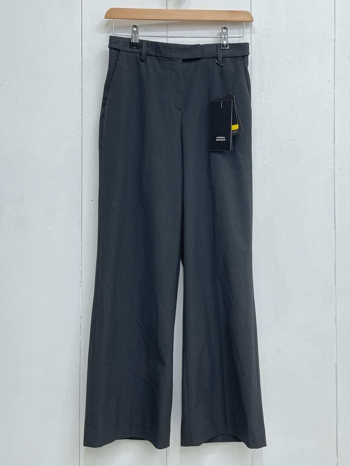 무신사 스탠다드 우먼즈 와이드 히든 밴딩 슬랙스 그레이 상품이미지2