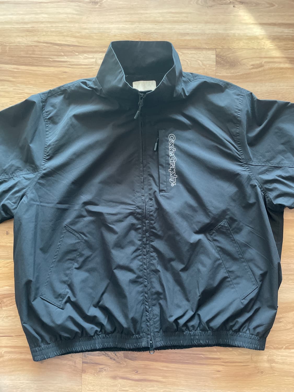  코드그라피 바람막이 상품이미지1