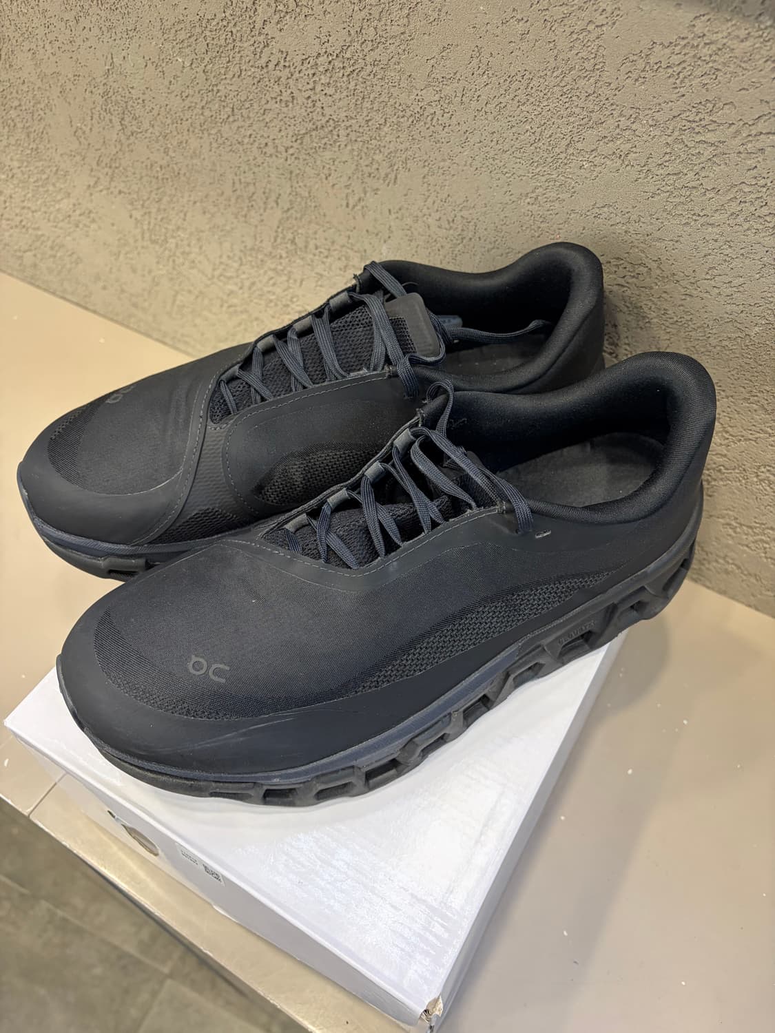 온 러닝 온 파프 클라우드 몬스터 블랙 285 상품이미지2