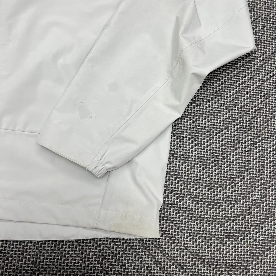 착샷O 나이키ACG 스톰핏 바람막이 상품이미지4