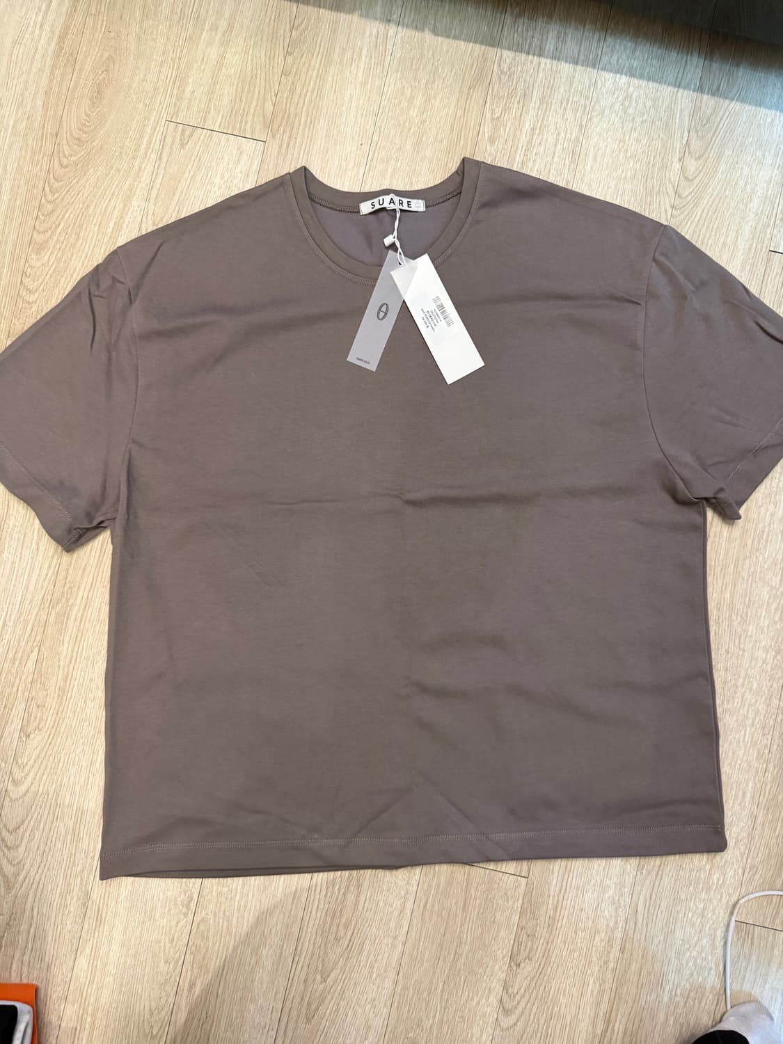 수아레 핀턱 크롭 반팔 티셔츠 카키 L 상품이미지4