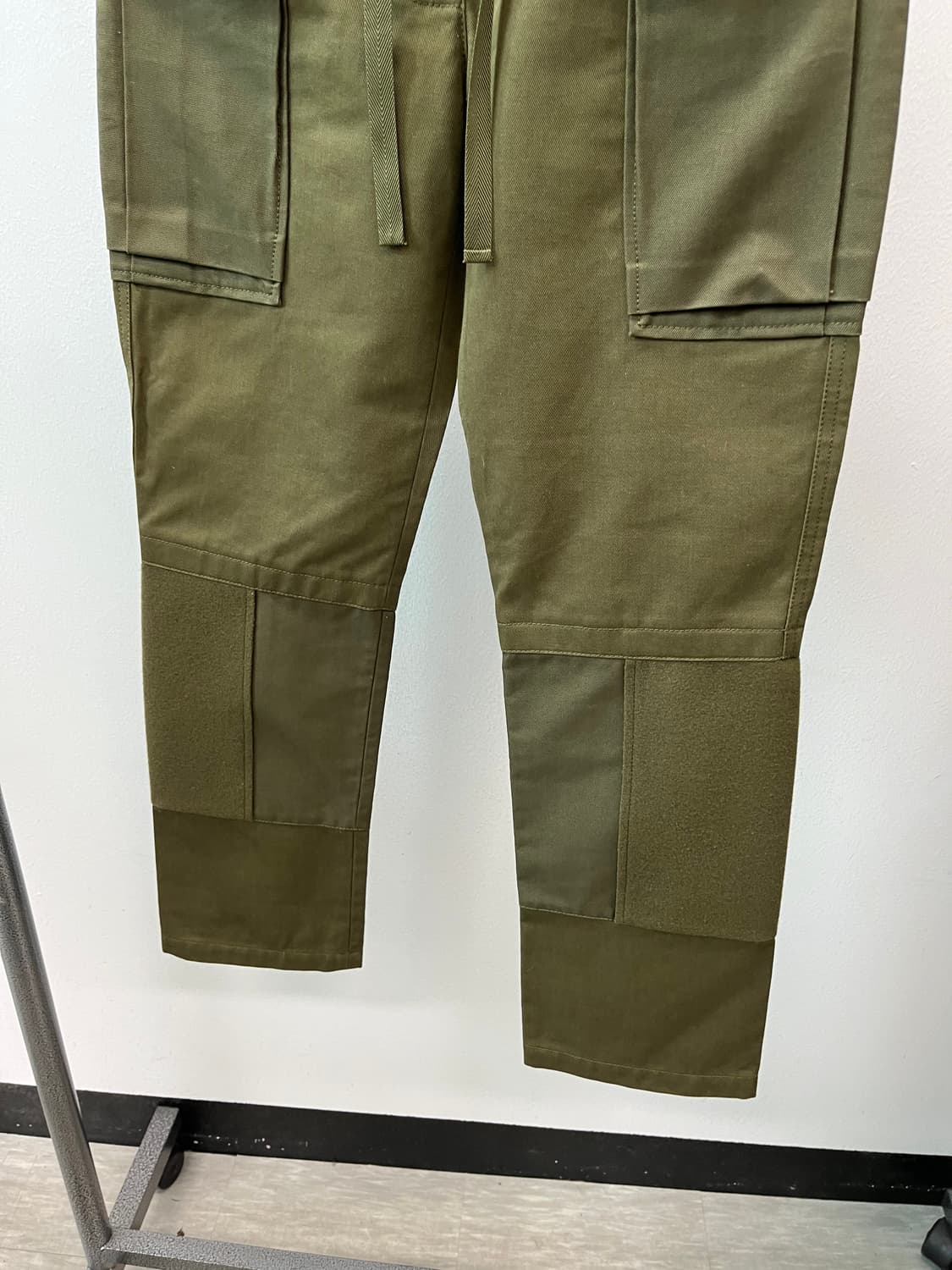 여) 알렉산더맥퀸 멀티포켓 카고팬츠  상품이미지3