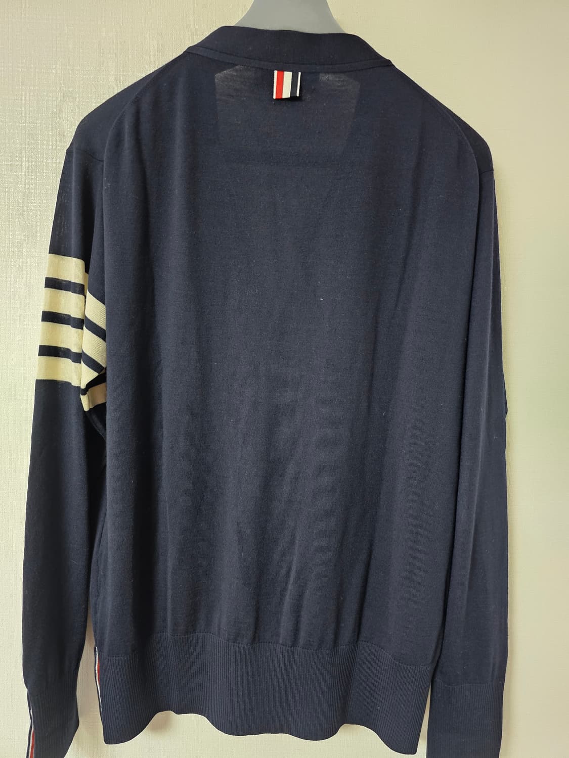 톰브라운 24fw 사선완장 가디건(S급/3/정품) 상품이미지5