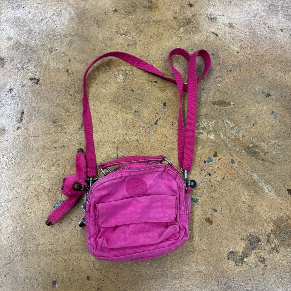 키플링 핑크 미니 크로스백 가방  상품이미지2