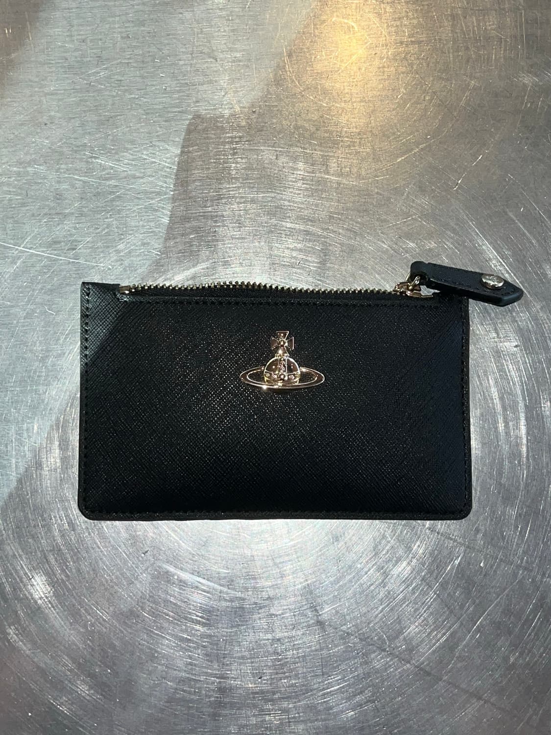 비비안웨스트우드 사피아노 레더 슬림 롱 카드 홀더 블랙 상품이미지1