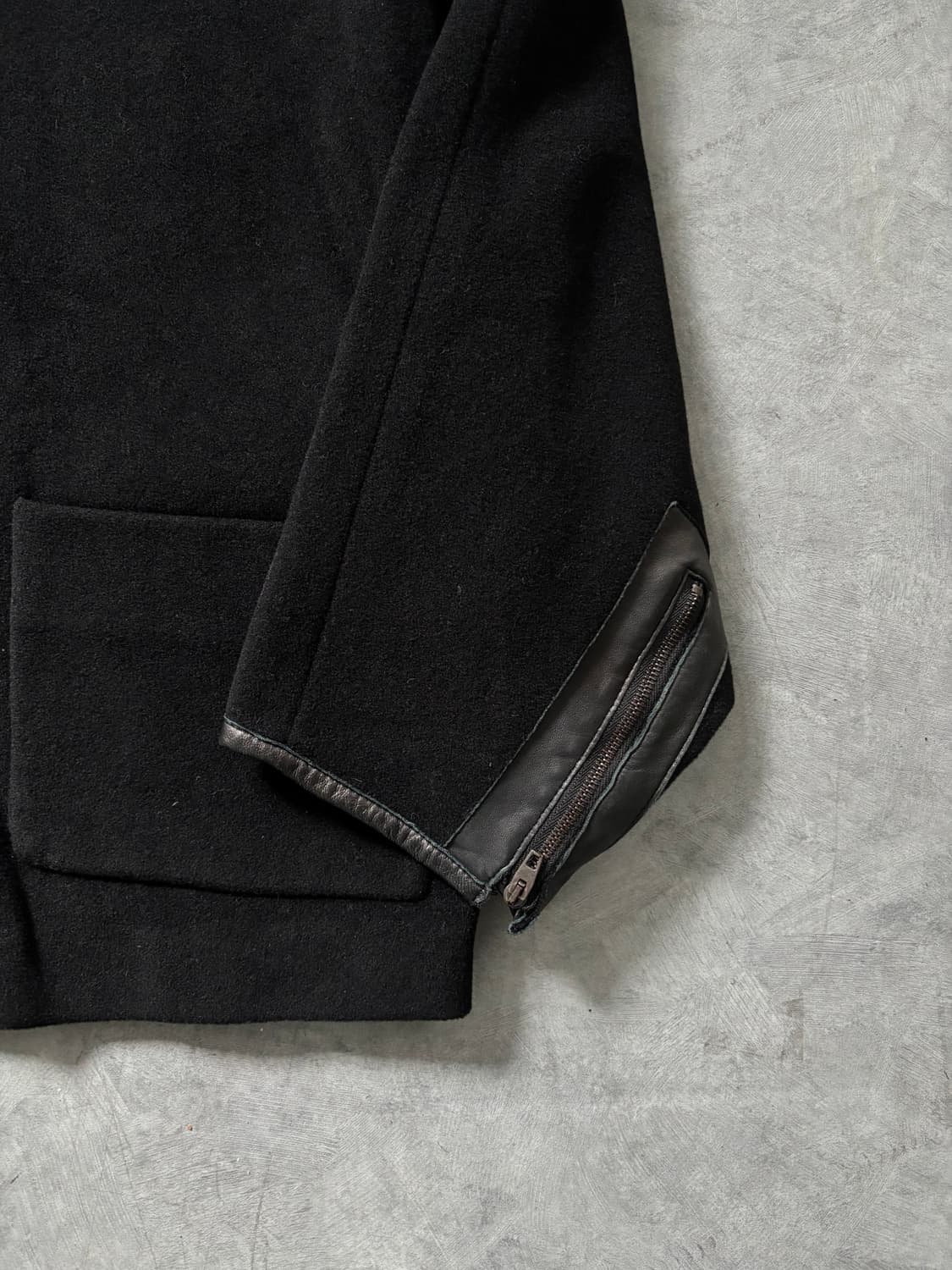 Acne Studios 아크네 블랙 울 레더 가디건 상품이미지3