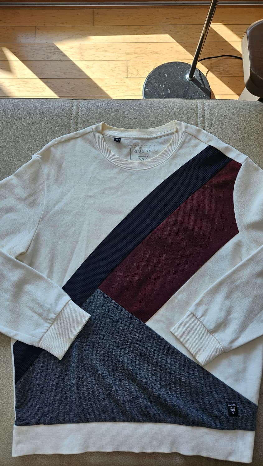 게스 스웨트셔츠 상품이미지1