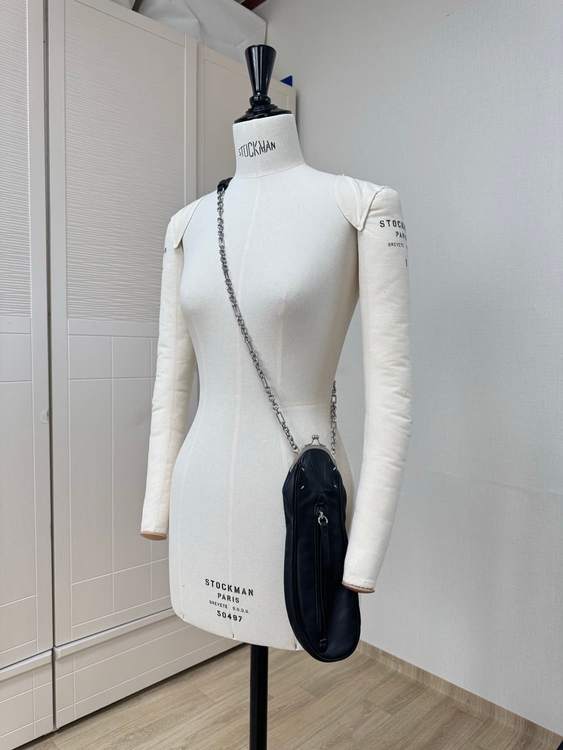 마르지엘라 타비 레더 숄더백 상품이미지4