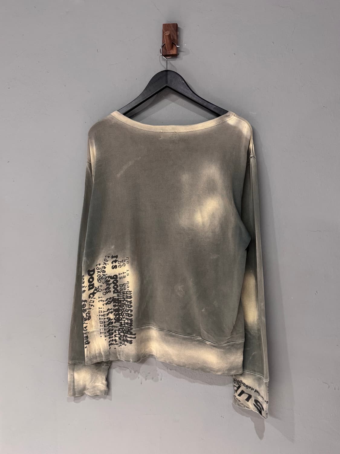 리바이스 레드탭 그런지 타이다이 롱슬리브 상품이미지3