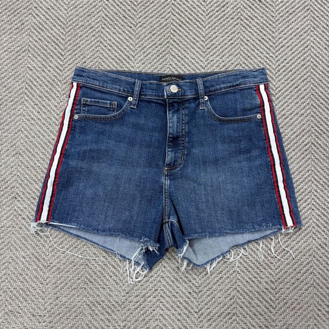 바나나리퍼블릭 사이드라인 데님 숏팬츠 v3025 상품이미지1