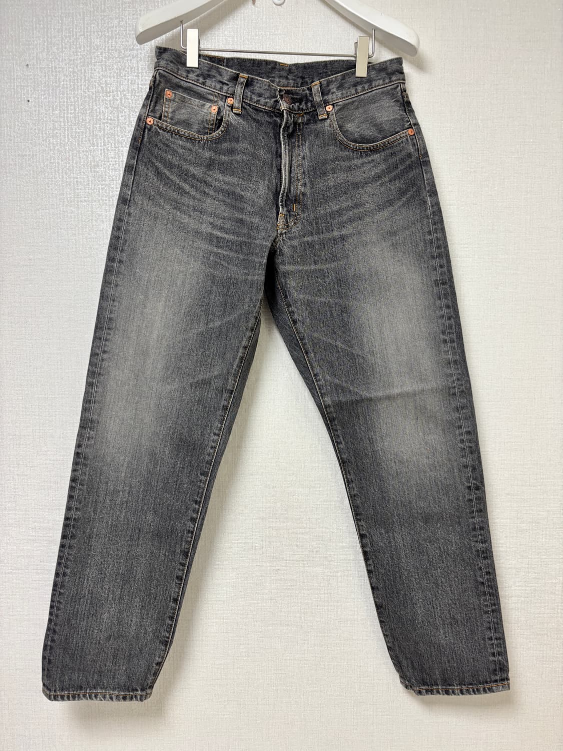 [새제품] FOB factory 셀비지 그레이 워싱데님 32/30 상품이미지1