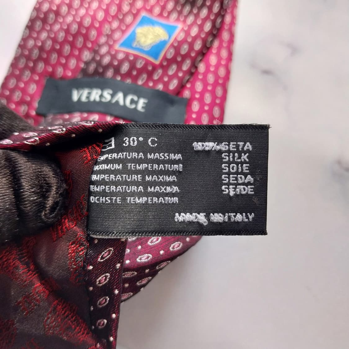 베르사체 실크 와인 도트 패턴 넥타이 9.2cm A+등급 K2102
 상품이미지8