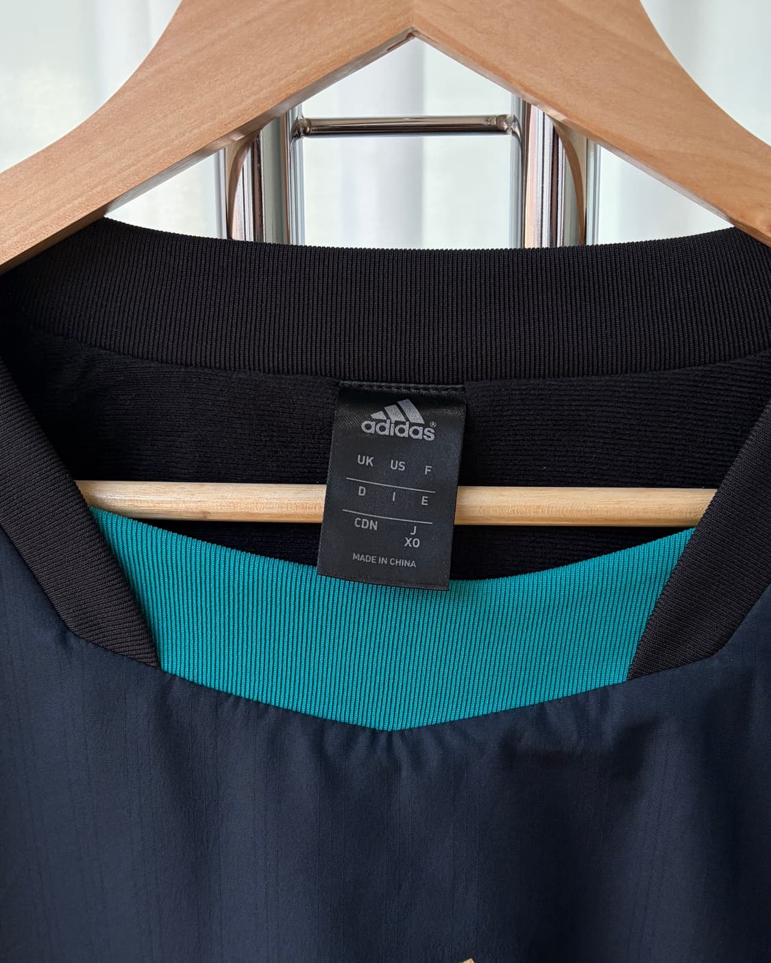 [XL]아디다스 JPN 올드스쿨 검골 기모 웜업 바람막이 상품이미지7