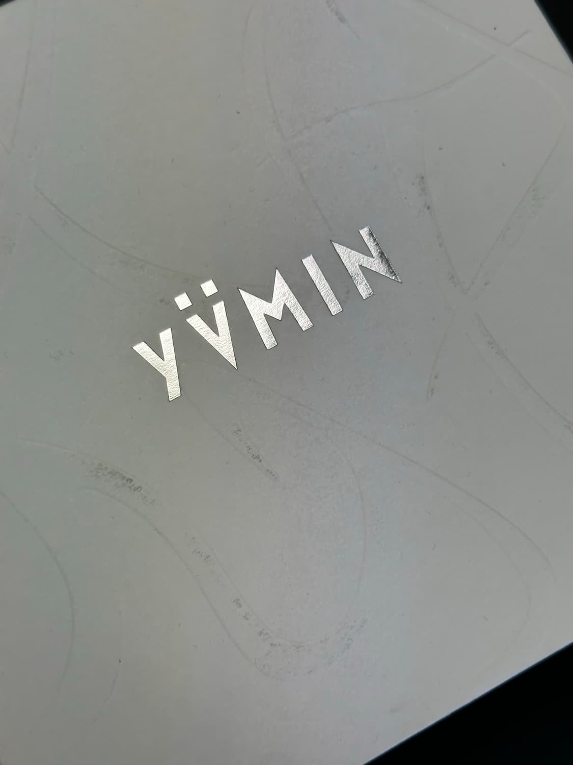 (새상품)YVMIN 위민 26SS 퍼피 네클리스 상품이미지7