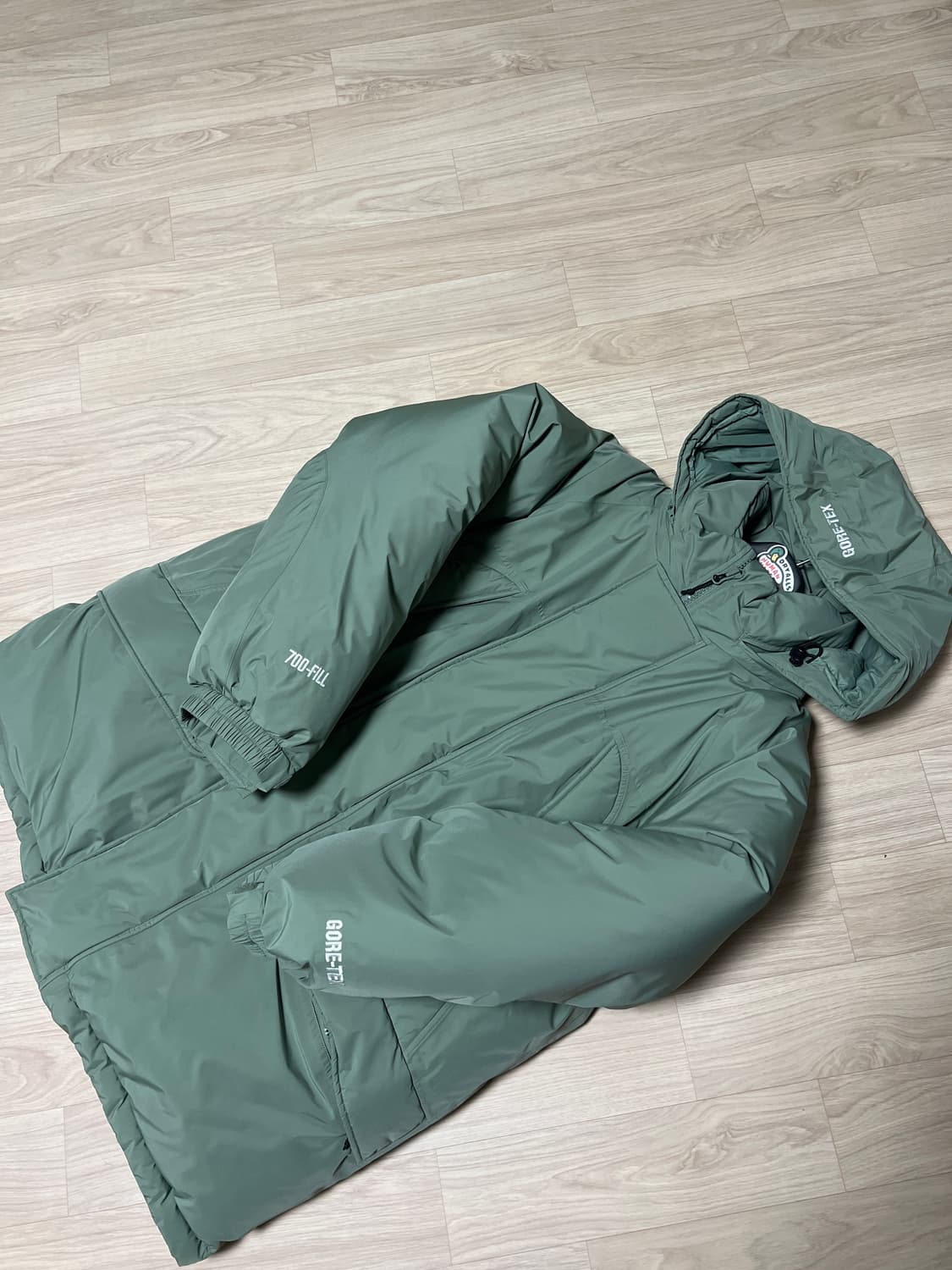 20FW 슈프림 고어텍스 700파카  상품이미지1