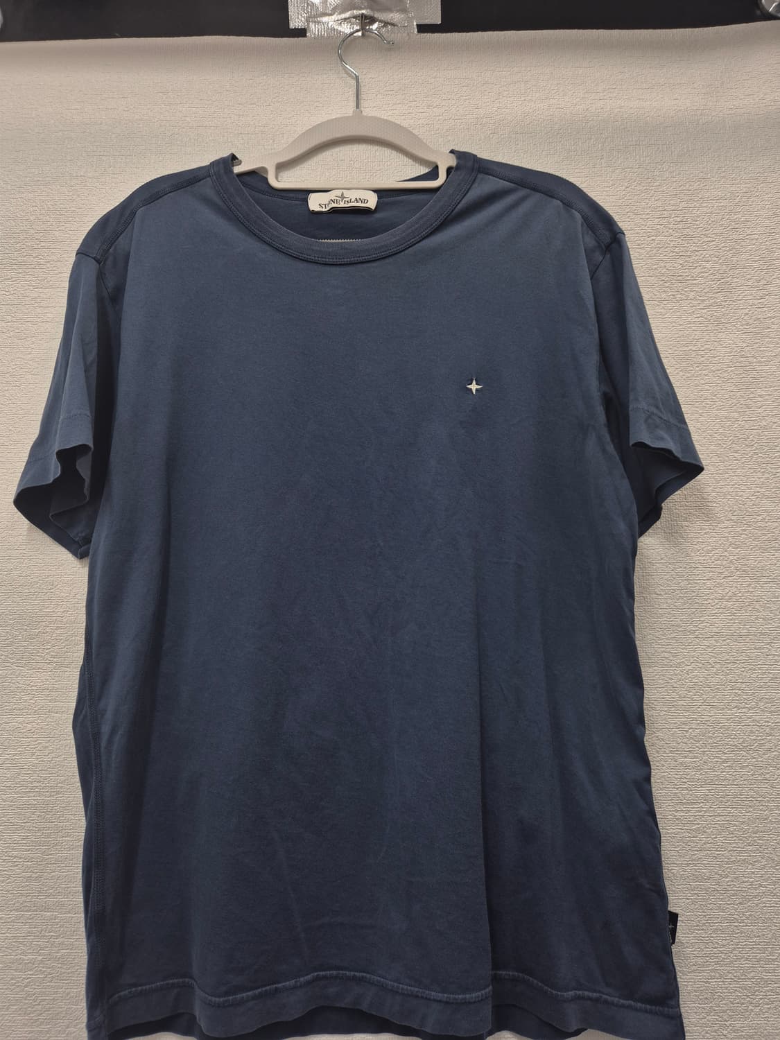 스톤아일랜드 네이비 미니 자수  반팔 티셔츠/ 100(정품) 상품이미지1